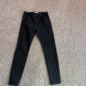 Black Skinny Jeans